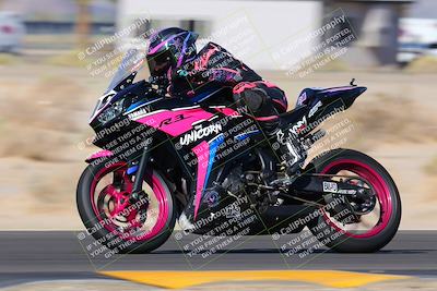 media/Oct-09-2022-SoCal Trackdays (Sun) [[95640aeeb6]]/Turn 3 (930am)/